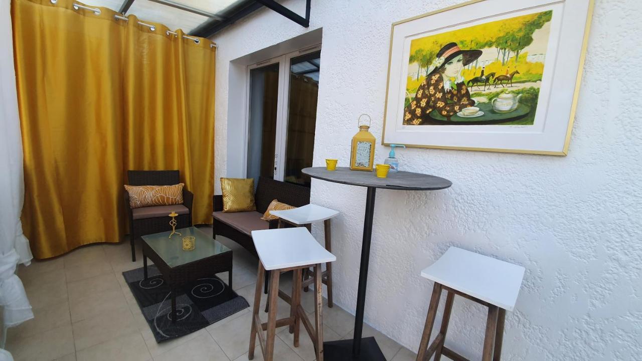グジャン・メストラ Maison Terrasse Jardin Sans Vis-A-Vis Parking Animaux Acceptesヴィラ エクステリア 写真
