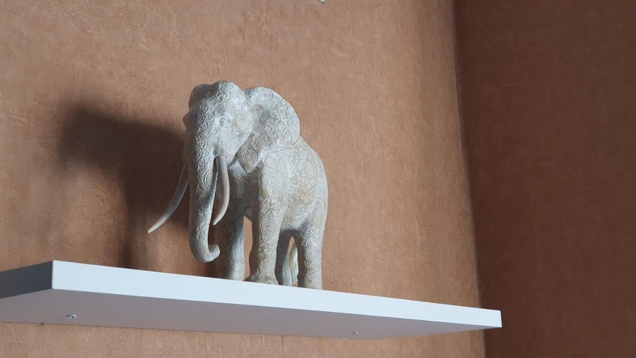 グジャン・メストラ Maison Terrasse Jardin Sans Vis-A-Vis Parking Animaux Acceptesヴィラ エクステリア 写真