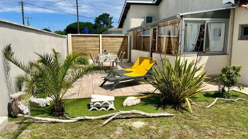 グジャン・メストラ Maison Terrasse Jardin Sans Vis-A-Vis Parking Animaux Acceptesヴィラ エクステリア 写真